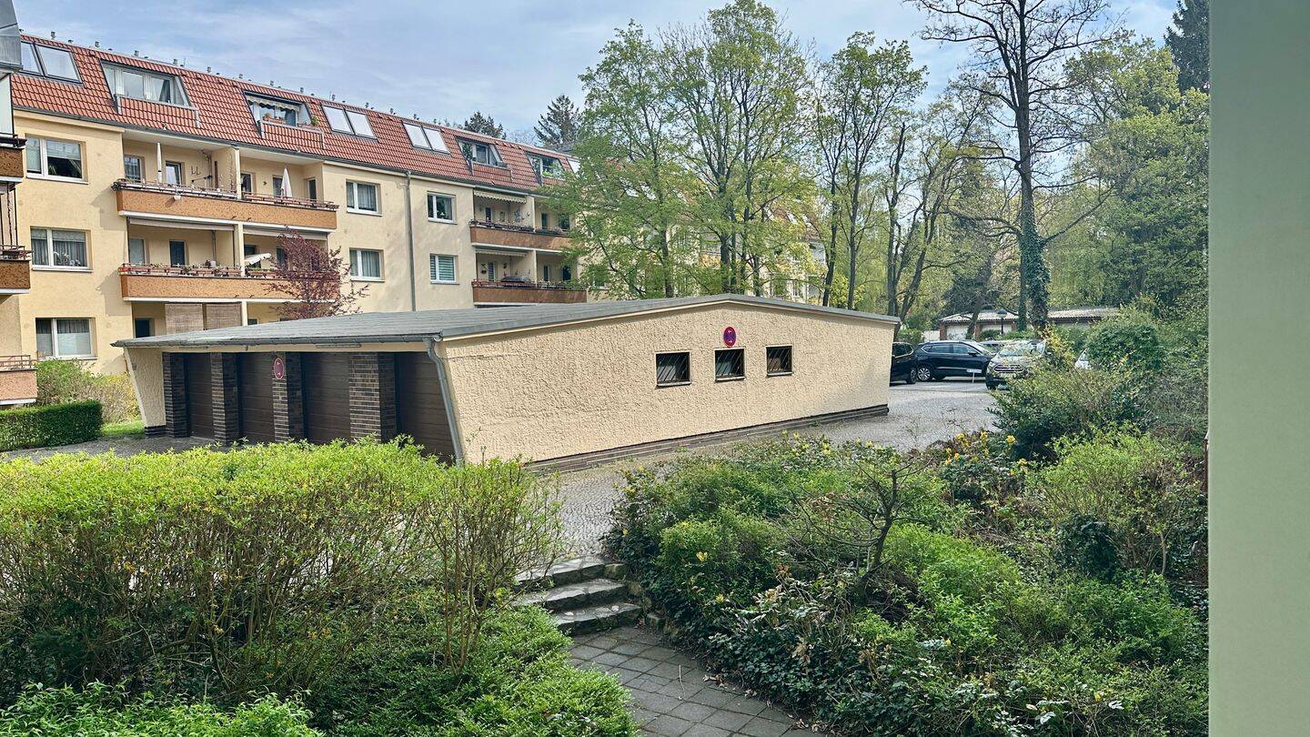 Renovierter Familientraum - 3-Zimmer-Wohnung mit Einbauküche & Tageslichtbad – Berlin – Vorschaubild 8