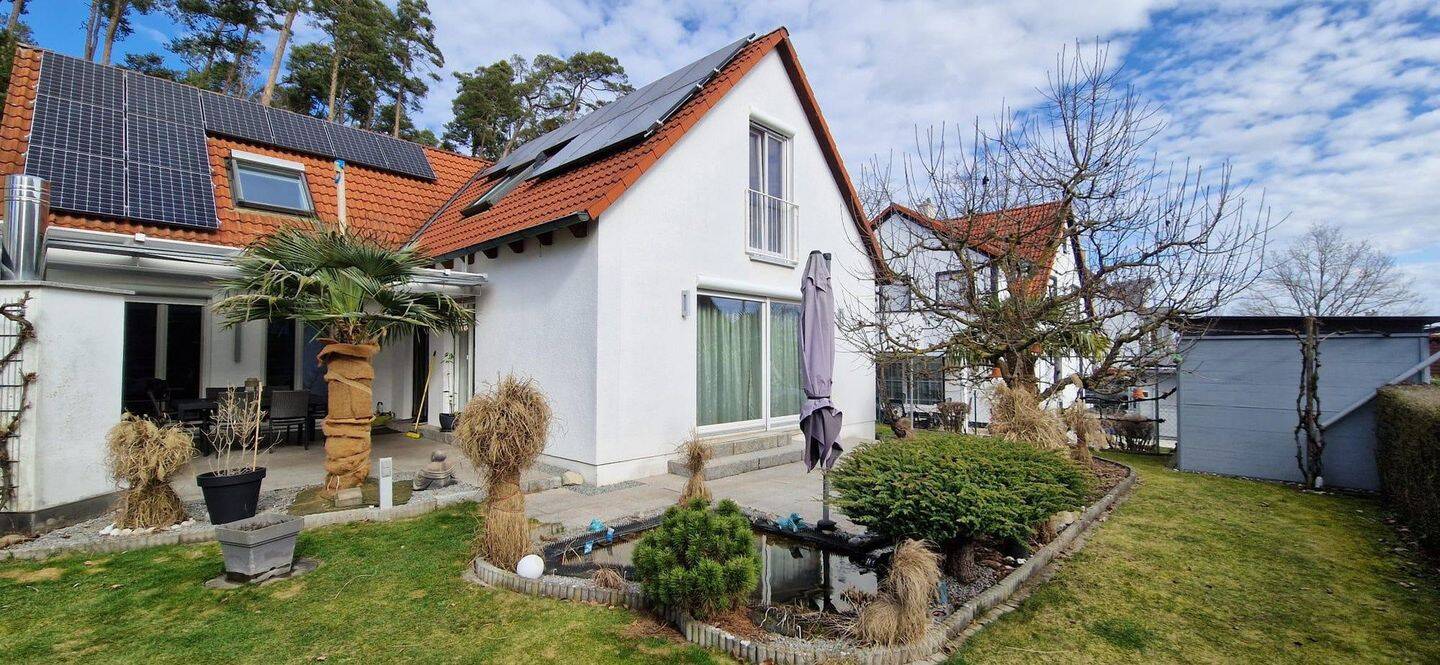 Seltene Lage in Wolkersdorf - Erste Reihe am Grün – Schwabach – Bild 1 von 9