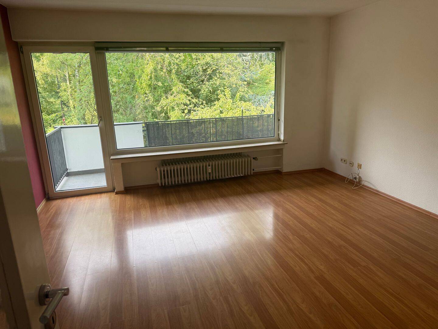 Helle 3-Zimmer-Wohnung mit Balkon – Köln – Vorschaubild 2