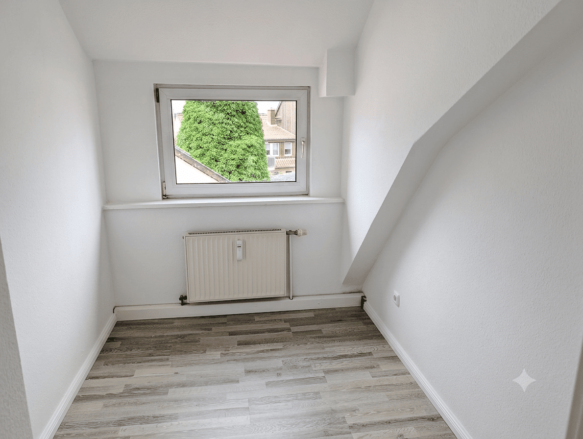 2,5-Zimmer-Wohnung mit speziellem Grundriss in der Rostocker Altstadt zu vermieten – Rostock – Vorschaubild 2