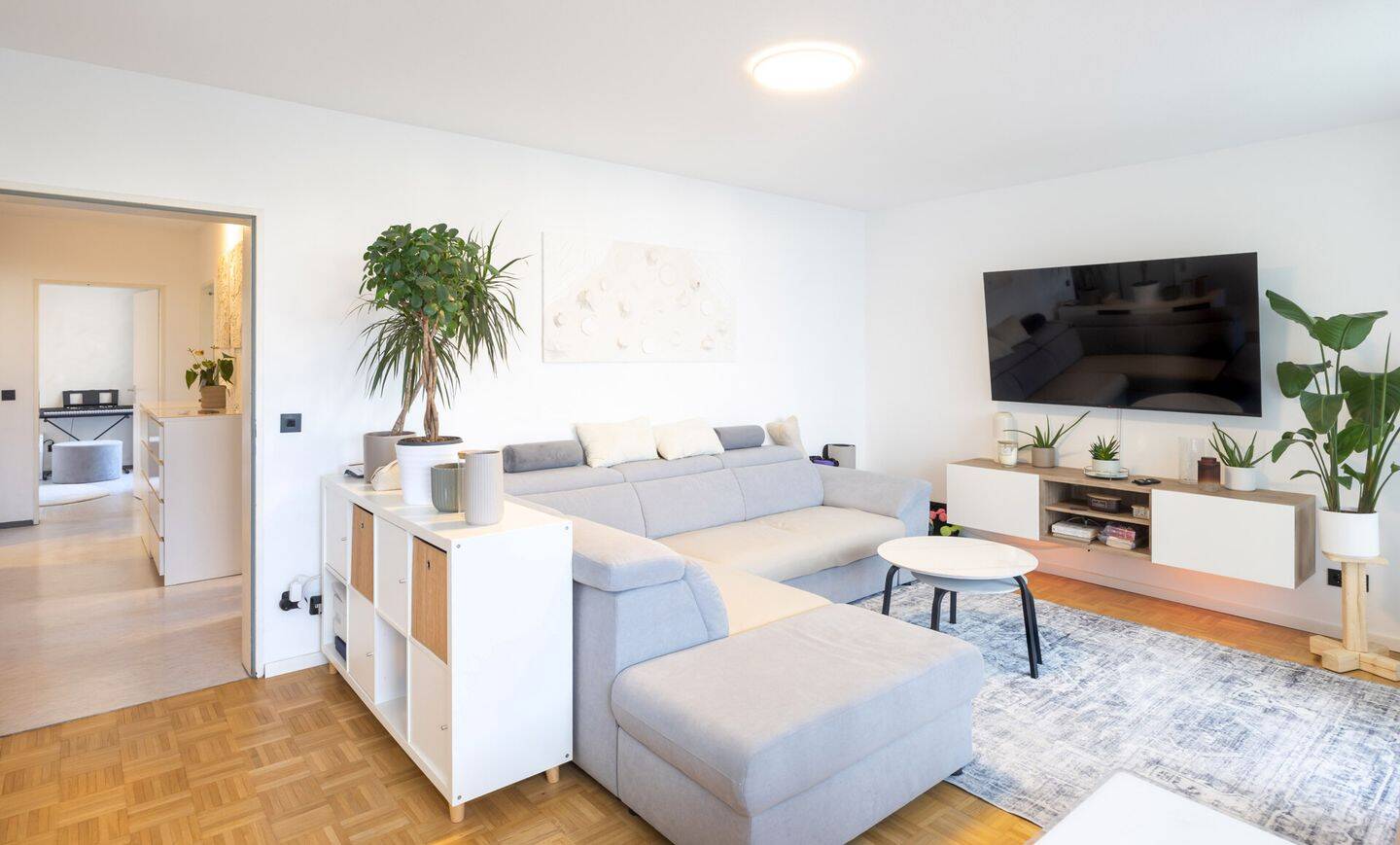 Panorama Tower|3-Zimmer-Wohnung mit Balkon & Tiefgarage (7.OG)