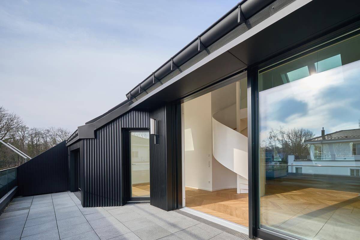 FORMHAUS | Exklusive Neubau-Maisonettewohnung mit Dachterrassen ggü. des Englischen Gartens. – München – Vorschaubild 8