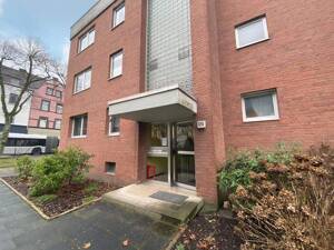 Kapitalanlage in D- Hassels : Vermietete 2-Zimmer-Wohnung im 1.OG mit Balkon ! Provisionsfrei !