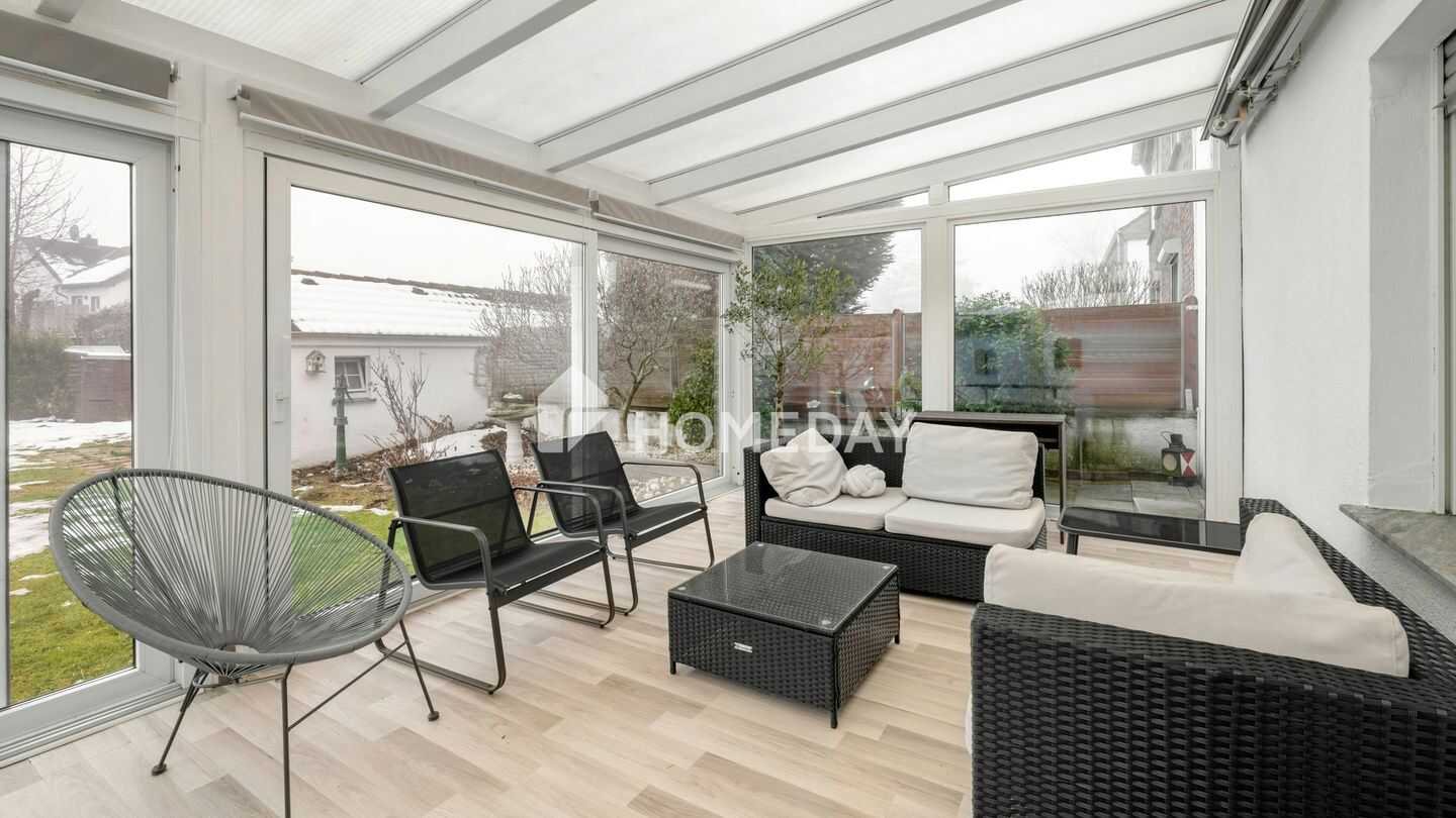 Charmantes EFH mit ELW, Garten und Wintergarten in ruhiger und attraktiver Lage – Alsdorf – Bild 1 von 9