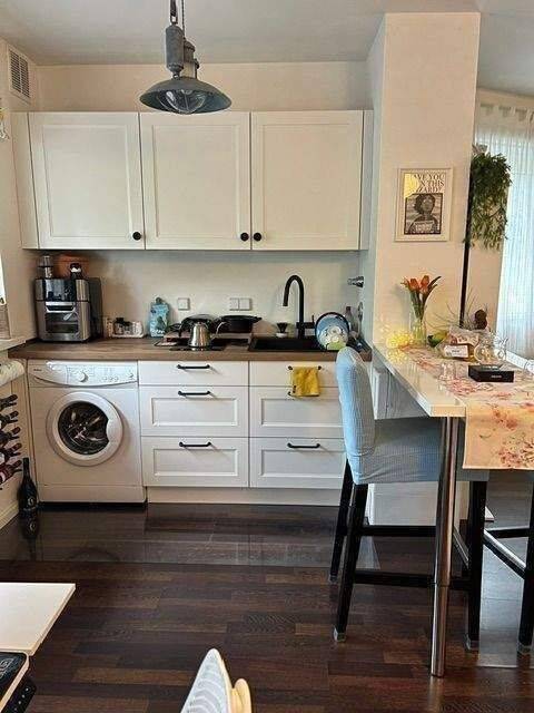 Vermietete, sehr nette 1,5 Zi-Whg mit großem Balkon und Garage – Berlin – Vorschaubild 9