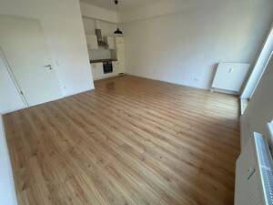 Moderner Grundriss mit Wohnküche, Einbauküche und Balkon – 23554 Lübeck – Vorschaubild 2
