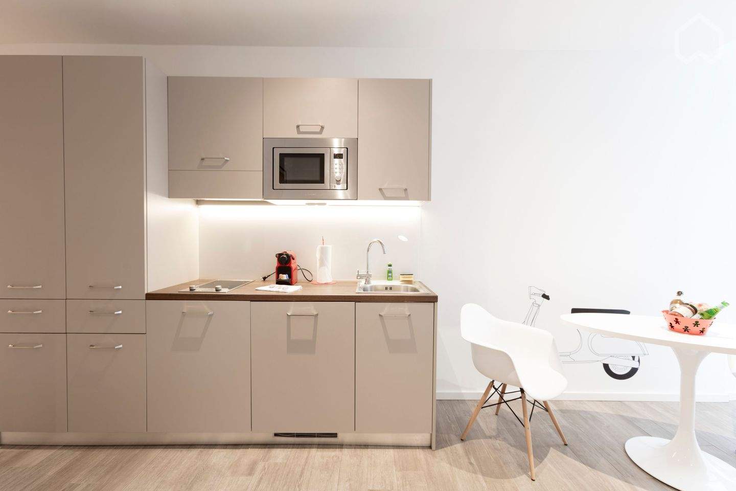 Großartiges Apartment mit Küche in zentraler Lage – München – Vorschaubild 6