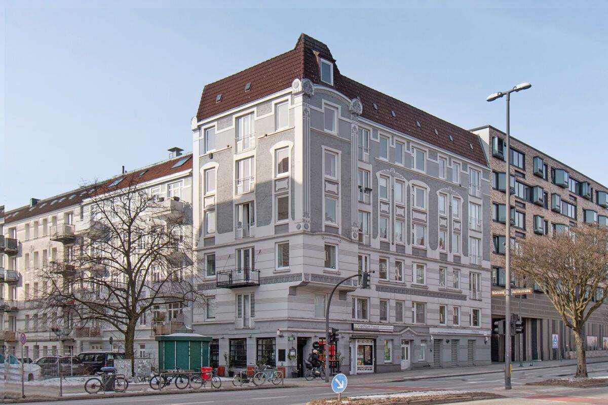 Repräsentative Altbauwohnung - Wohnen im schönen Winterhude – 22303 Hamburg – Bild 1 von 9