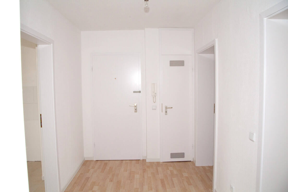 Kernsanierte 3 Zi-Wohnung mit offenem Wohn-Essbereich - Wohnen & Arbeiten in schöner Lage – Bonn – Vorschaubild 8