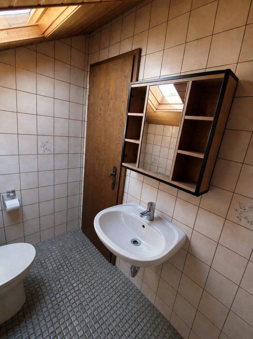 Gemütliche 1,5-Zimmer Dachgeschosswohnung in ruhiger Lage – Leverkusen – Vorschaubild 7