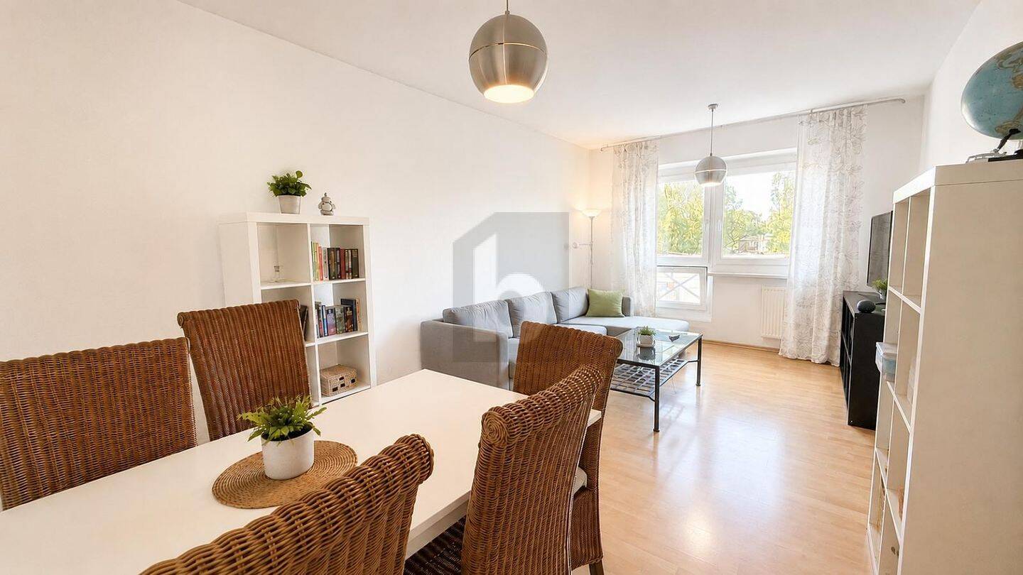 TOLLES ANLAGEOBJEKT IN GUTER LAGE MIT BALKON – Berlin – Bild 1 von 5