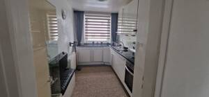 Gut vermietete 2-Zimmer-ETW mit Balkon und Stellplatz in ruhiger Lage von Wersten. – 40591 Düsseldorf – Vorschaubild 2