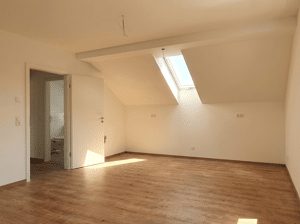 Erstbezug: Lichtdurchflutete neu erbaute Dachgeschosswohnung über dem Norden Ingolstadts