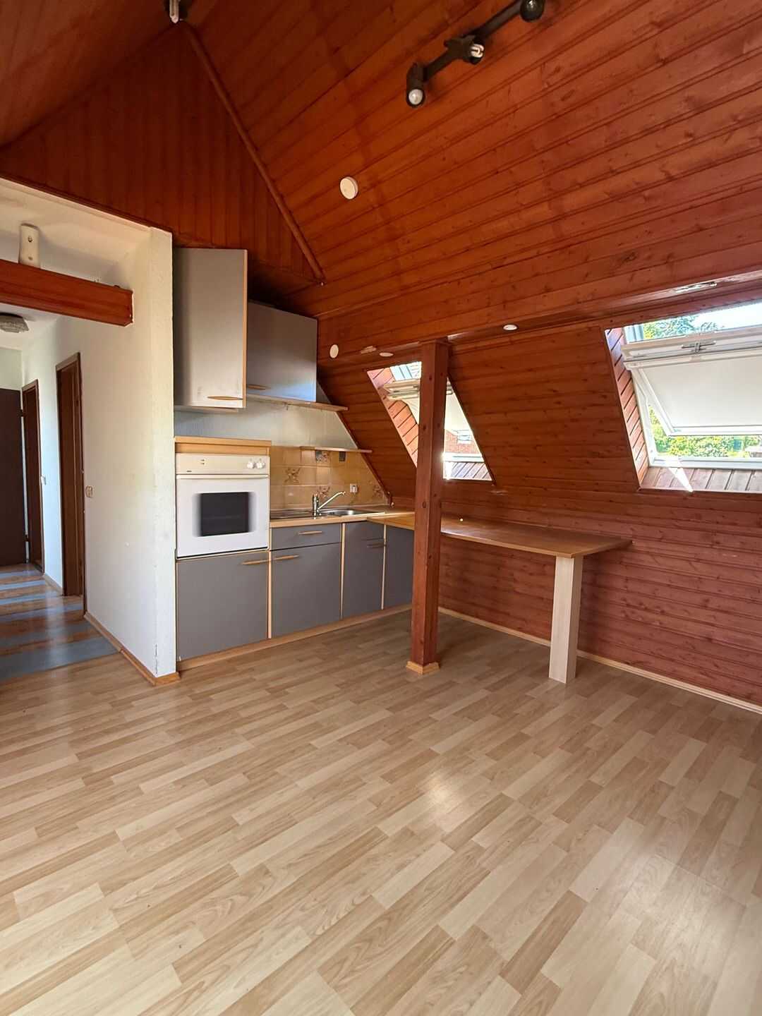 Helle Dachgeschosswohnung in Mühlhof bei Reichelsdorf