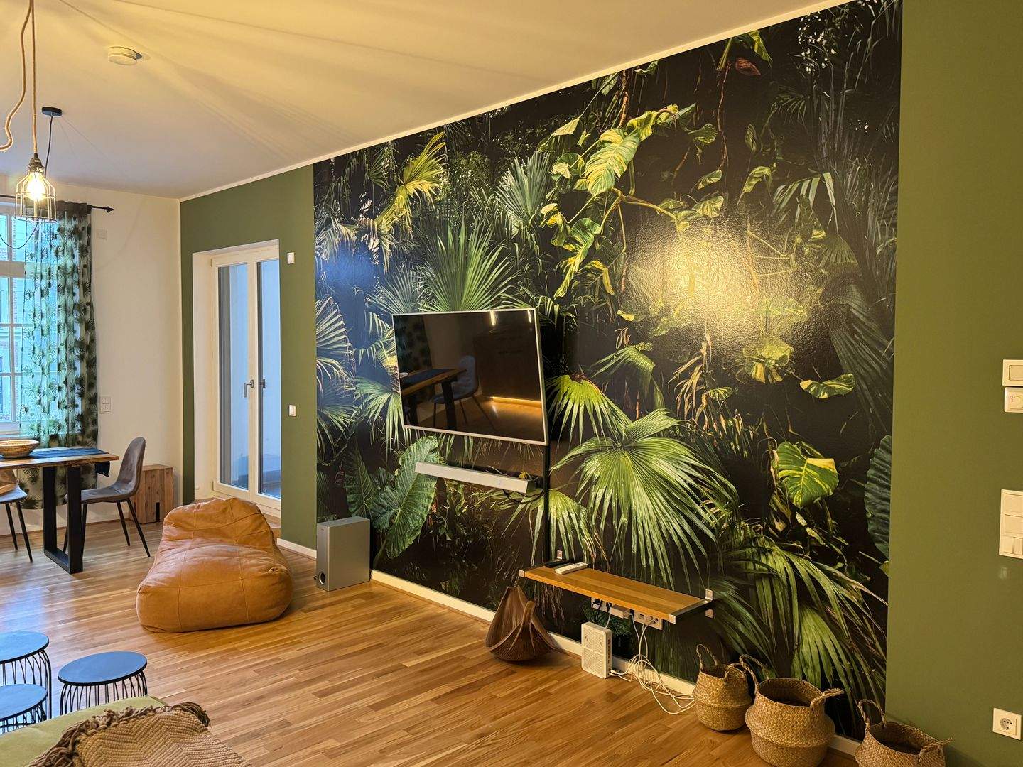 ***TRAUMHAFFTE MÖBLIERTE WOHNUNG - ALL INCLUSIVE MIETE *** – Leipzig – Vorschaubild 2