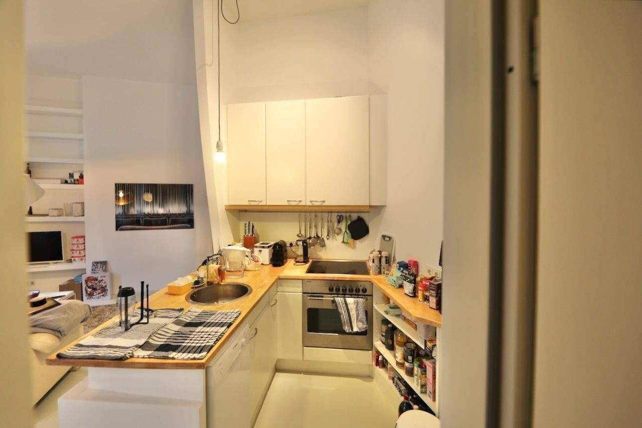 BESTLAGE NÄHE KU´DAMM & LUDWIGKIRCHPLATZ - MODERN MIT ALTBAUCHARME - HELL & RUHIG – Berlin – Vorschaubild 6