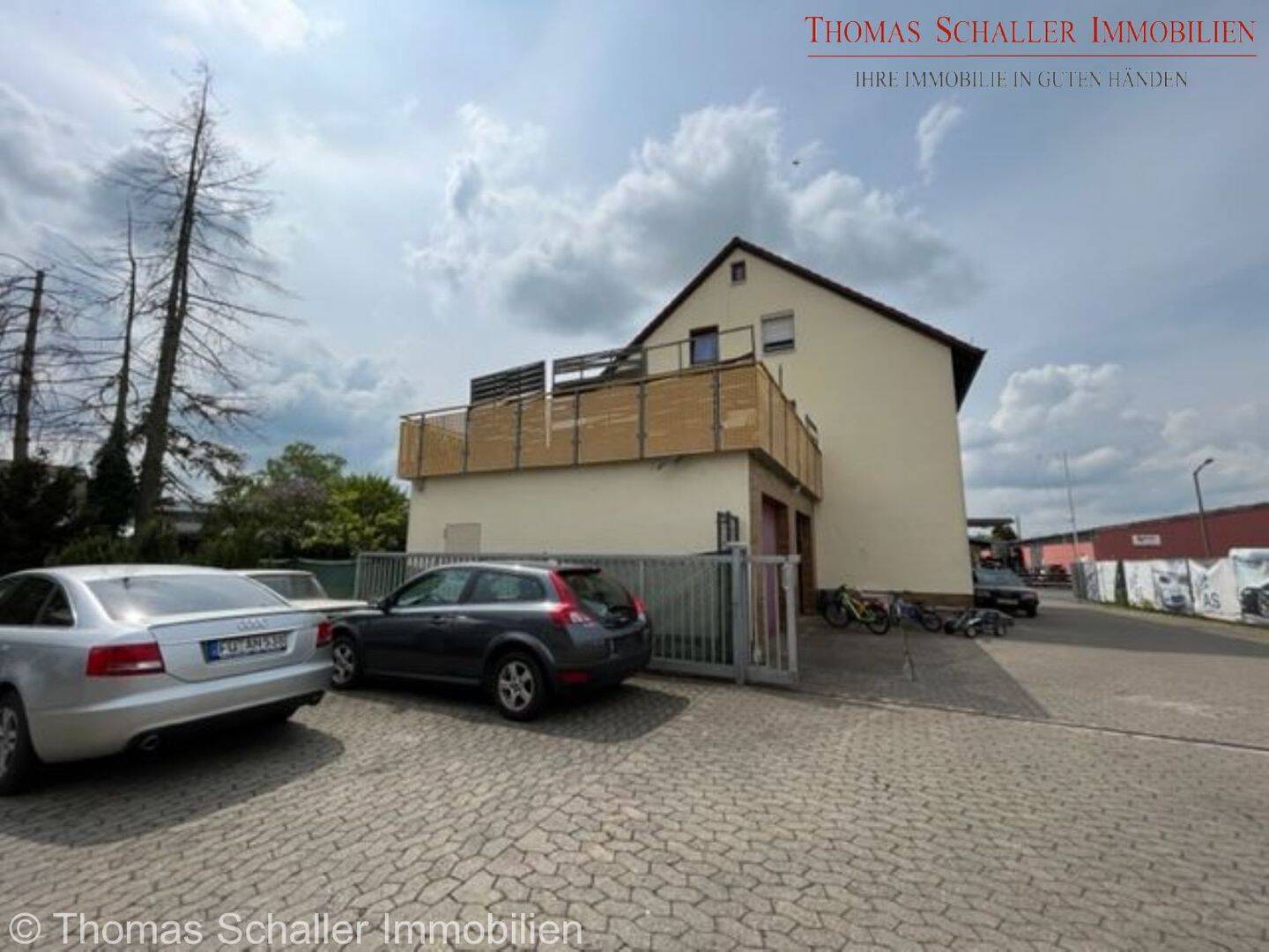 Mehrfamilienhaus mit Gewerbeeinheiten (2 Industriehallen mit Büroräumen) – Nürnberg – Vorschaubild 5