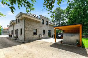 Neubau: Stilvolle Doppelhaushälfte in Poppenbüttel mit 5 Zimmern, Garten, Carport, PV (KFW40) – 22399 Hamburg – Vorschaubild 6