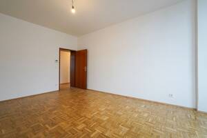 Mörsenbroich: Charmante Altbauwohnung mit Balkon – 40470 Düsseldorf – Vorschaubild 3