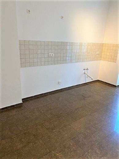 Helle moderne 2- Raum Wohnung mit Balkon zum Innenhof und Wohnräume in ruhiger Seitenstraße gelegen. – Magdeburg – Vorschaubild 8