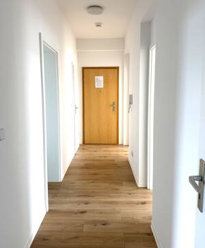 +++Frisch saniert+++helles DG mit familienfreundlichem Zuschnitt und Balkon+++ – 39112 Magdeburg – Vorschaubild 3
