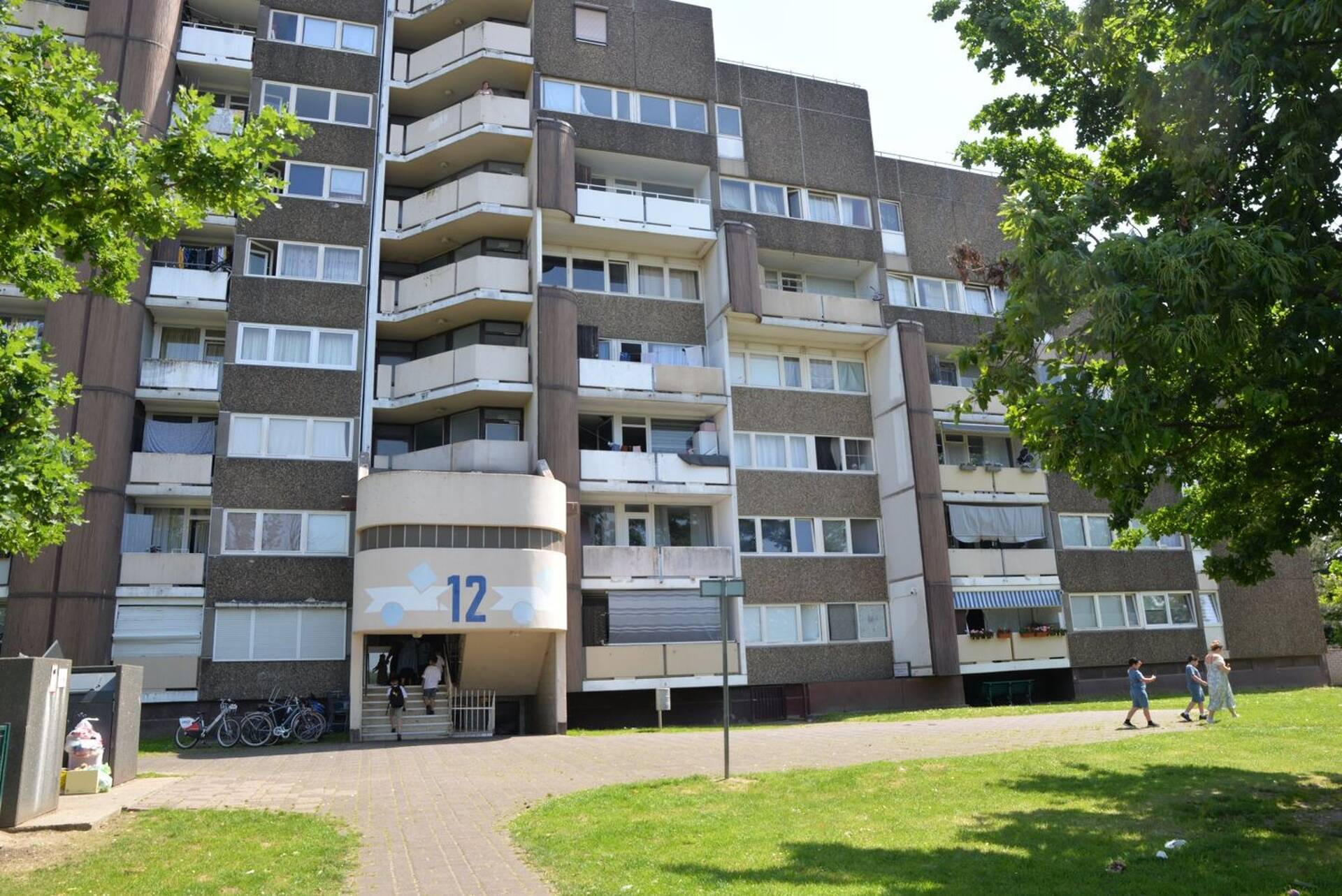 Erdgeschosswohnung in 50997 Köln mit 30 m² kaufen