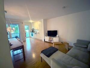 Hochwertige 2,5 Zi.-Wohnung mit Balkon, EBK u. TG-Stellplatz in zentraler Lage von Ellwangen – 73479 Ellwangen (Jagst) – Vorschaubild 6