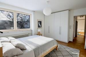 Einziehen und genießen: Energetisch modernisiertes Familienidyll mit Süd-Garten in Solln – 81477 München – Vorschaubild 9