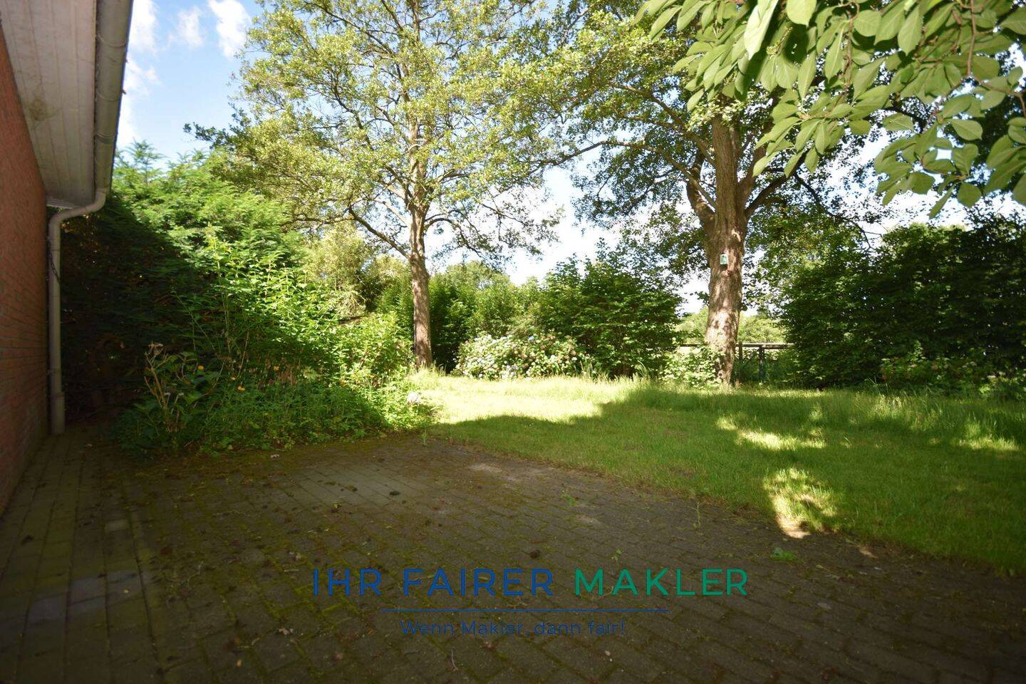 Großes Einfamilienhaus / Zweifamilienhaus mit 236m² Wohnfläche am Naturschutzgebiet im Bremen – Bremen – Vorschaubild 4
