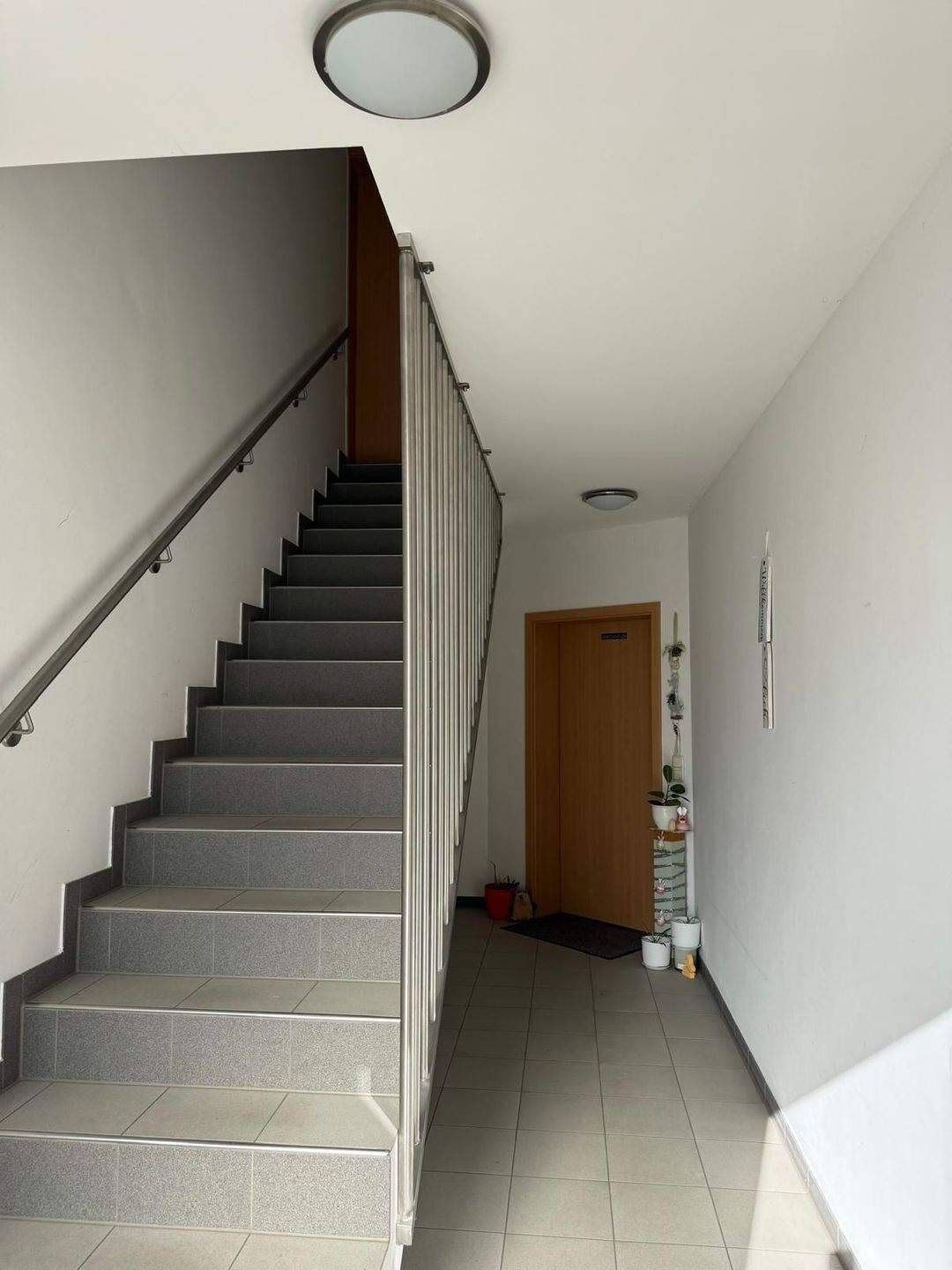 Nachhaltig investieren - gepflegtes Mehrfamilienhaus mit 5 Wohneinheiten (Teilvermietet) – Emskirchen – Vorschaubild 5