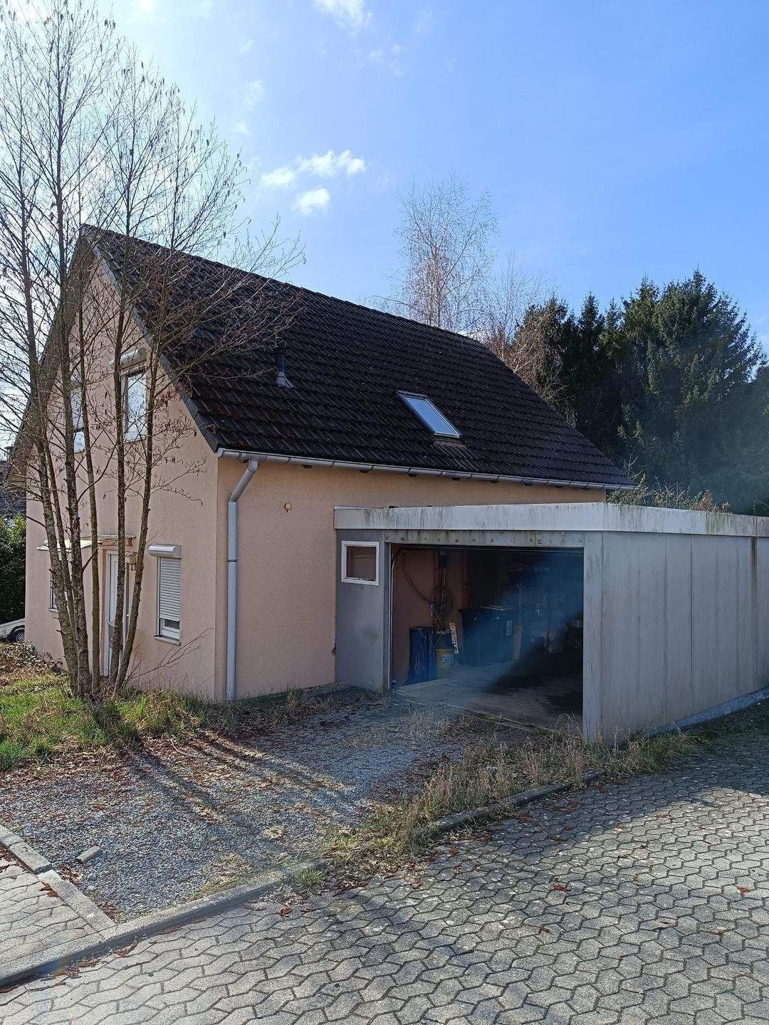 --- RESERVIERT--- Freistehendes Einfamilienhaus mit Wintergarten, Terrasse, Garten und Garage, in sehr ruhiger Lage, in 66589 Wemmetsweiler – Merchweiler – Vorschaubild 3