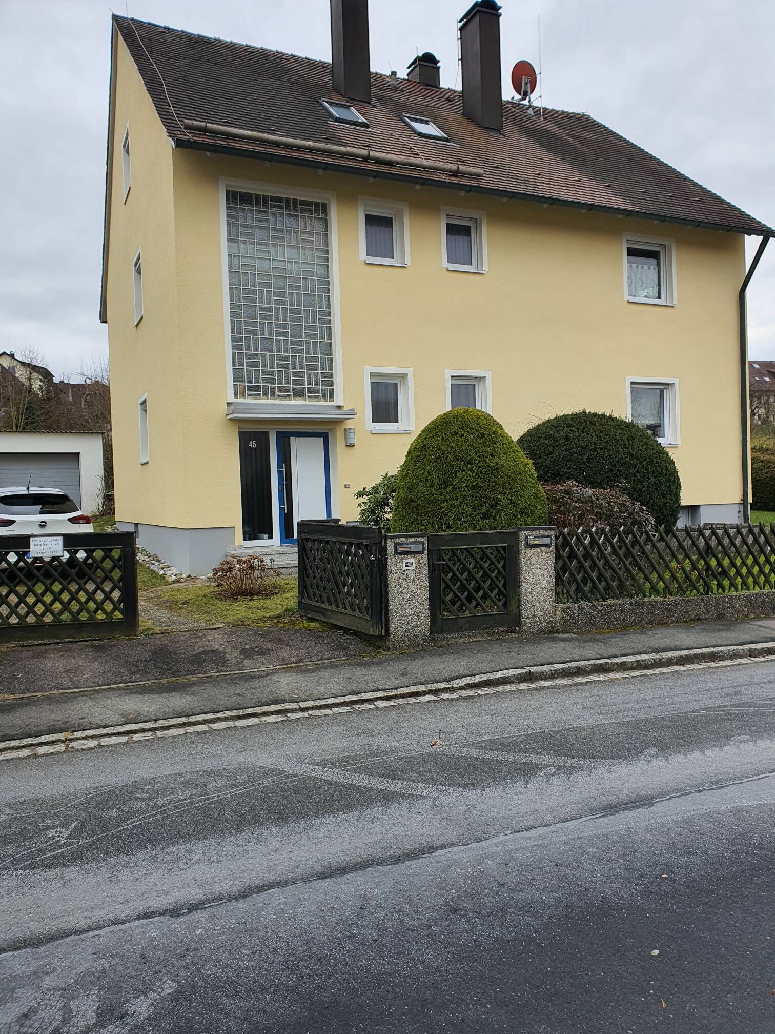 2-Familien-Haus in Burgthann, mit großem Garten (Baugrundstück ca. 500m²) – Burgthann – Vorschaubild 7