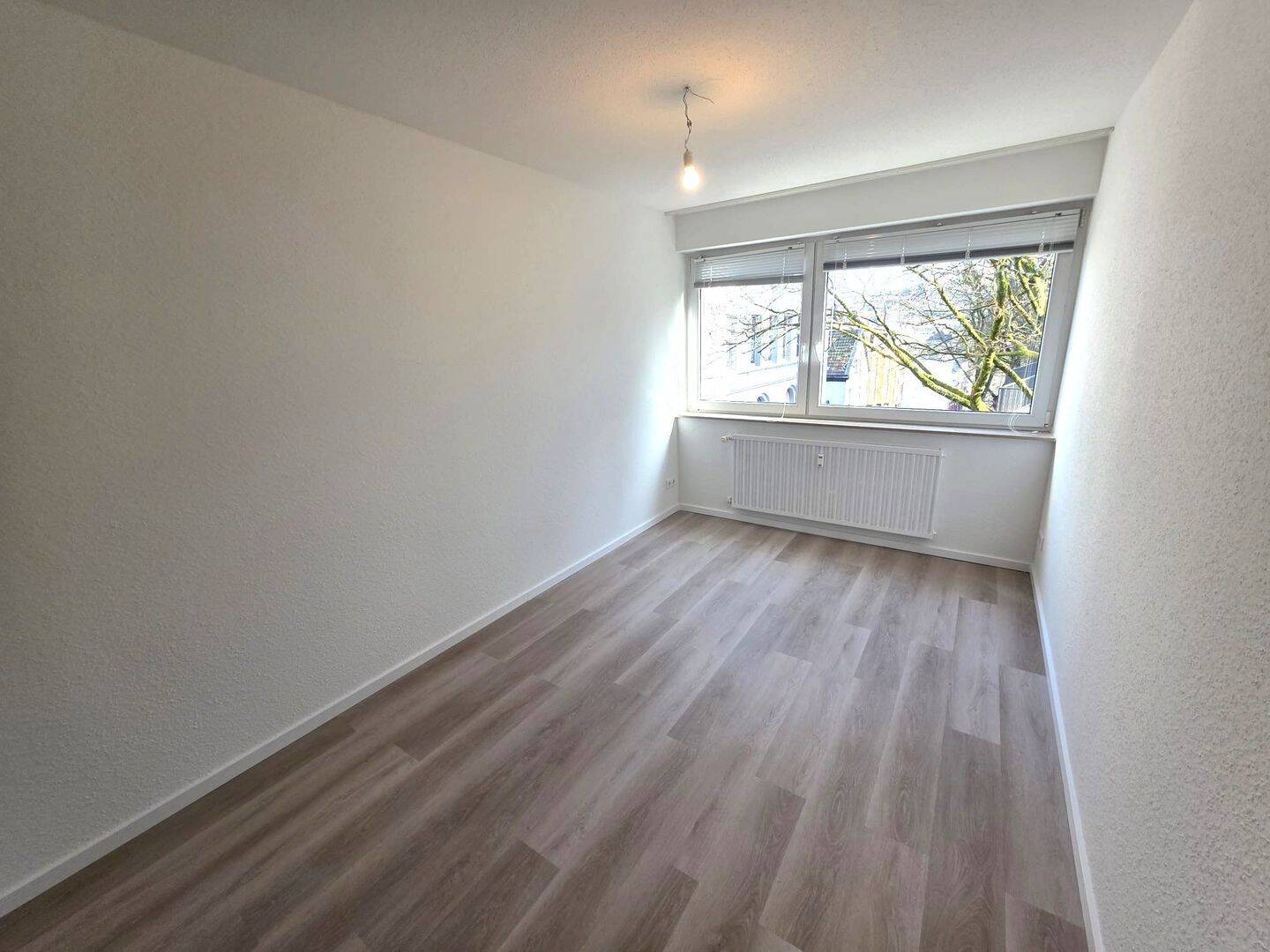 Moderne 3-Zimmer Wohnung mit Balkon in Wuppertal-Barmen – Wuppertal – Vorschaubild 9