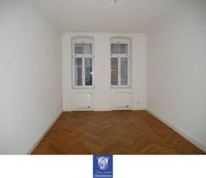 Eindrucksvolle Wohnung mit Balkon, Tageslichtbad mit Wanne! – 1307 Dresden – Vorschaubild 3