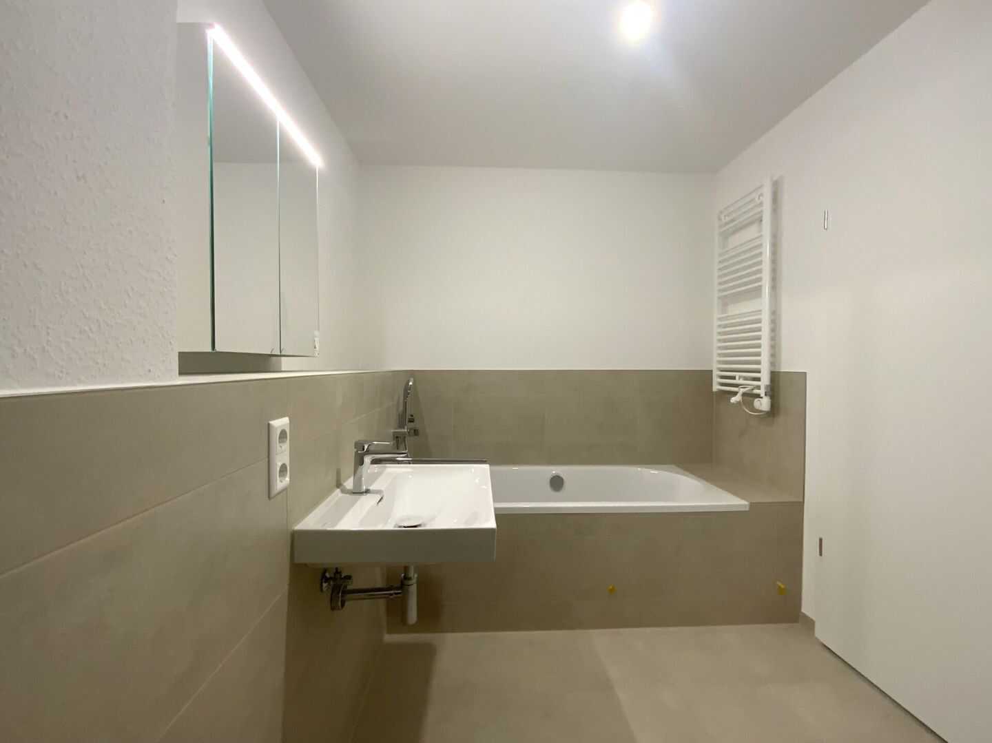 Erstbezug im Neubau: Exklusive 3-Zimmer-Wohnung mit EBK – Heilbronn – Vorschaubild 8