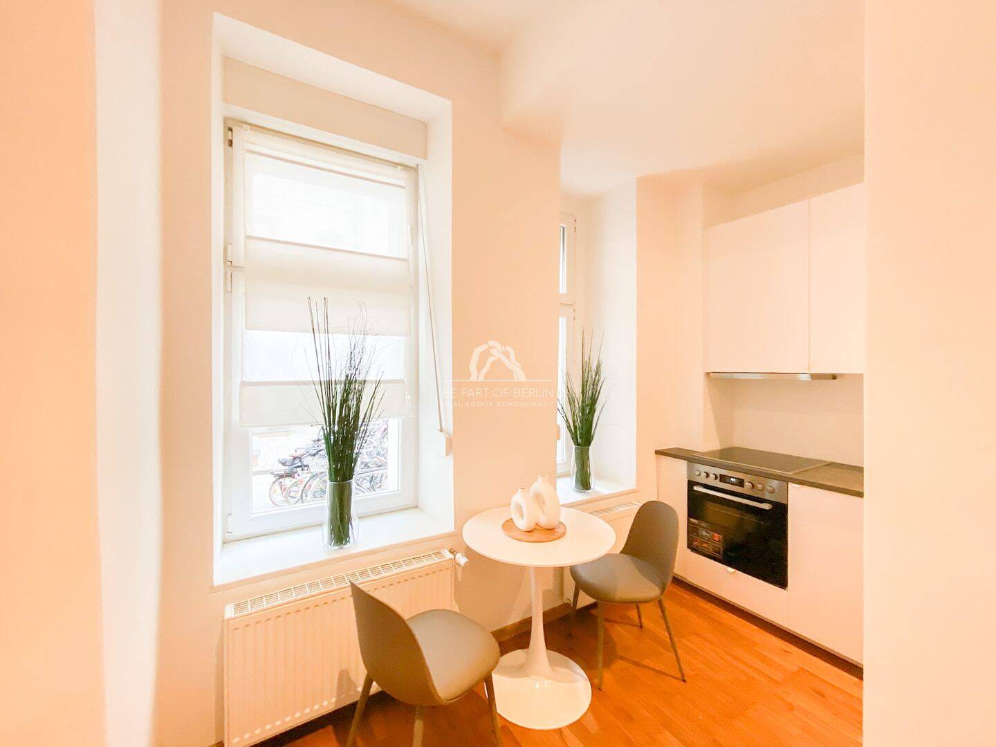 FERTIG MÖBLIERTES MICROAPARTMENT | IM SAMARITERKIEZ | RUHIGES ERDGESCHOSS | PROVISIONSFREI | – Berlin – Vorschaubild 3