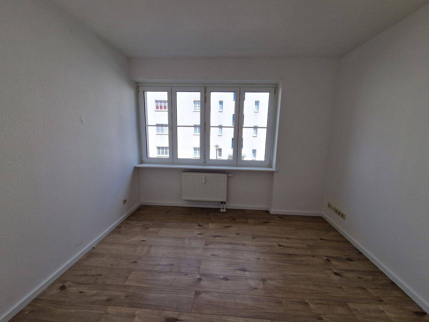 Schmuckstück in bester Lage - zum wohlfühlen, mit Balkon! – Magdeburg – Vorschaubild 5