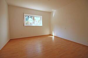 Traumhafte Feldrandlage mit Terrasse – 35606 Solms – Vorschaubild 3