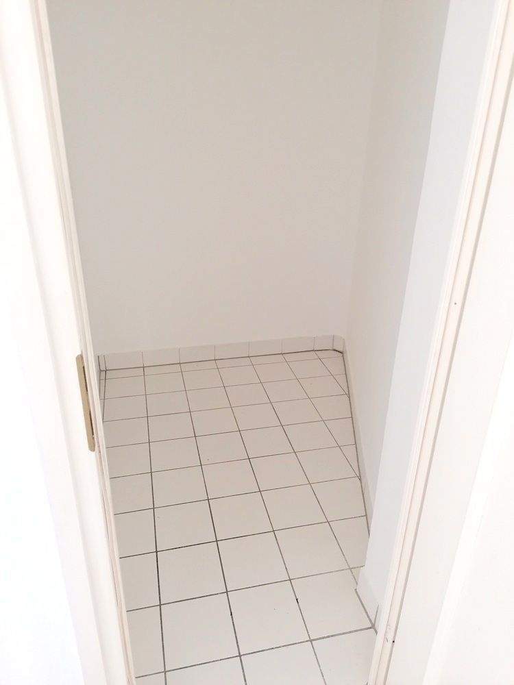 !! 3-Zimmer-Wohnung mit neuem Laminat in Chemnitz / Gablenz !! – Chemnitz – Vorschaubild 9