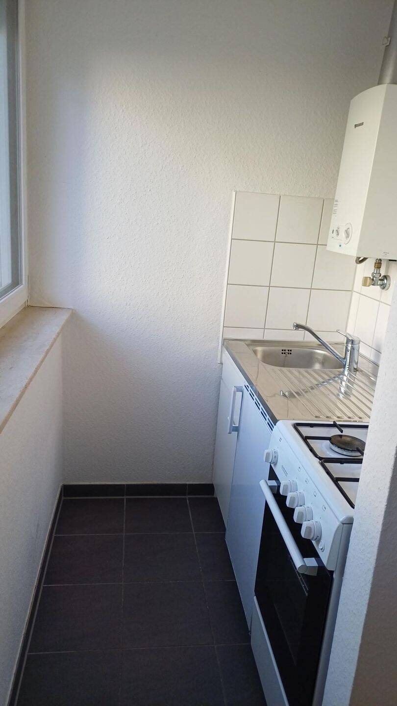 Studenten, Pendler, Auszubildende... aufgepasst! 1-Zimmer-Apartment ohne Balkon in bester Lage! – Nürnberg – Vorschaubild 3