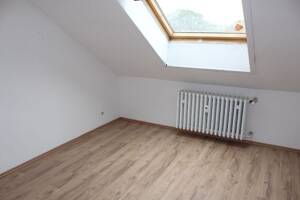 + + taghelle kl. zwei-Raum-Whg. + + nur sechs Mietparteien + + – 41068 Mönchengladbach – Vorschaubild 5