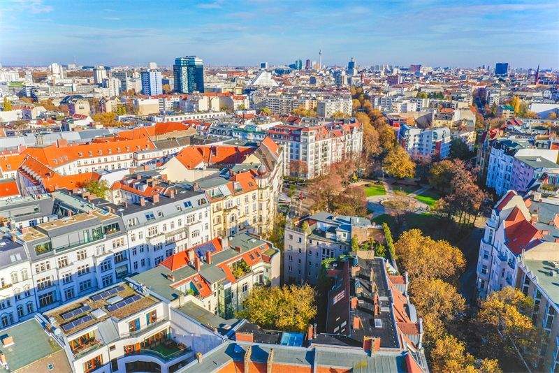 6.594,- pro QM- HERRSCHAFTLICHE 3,5 METER STUCK-WOHNUNG - dicht Viktoria-Luise-Platz – Berlin – Vorschaubild 2