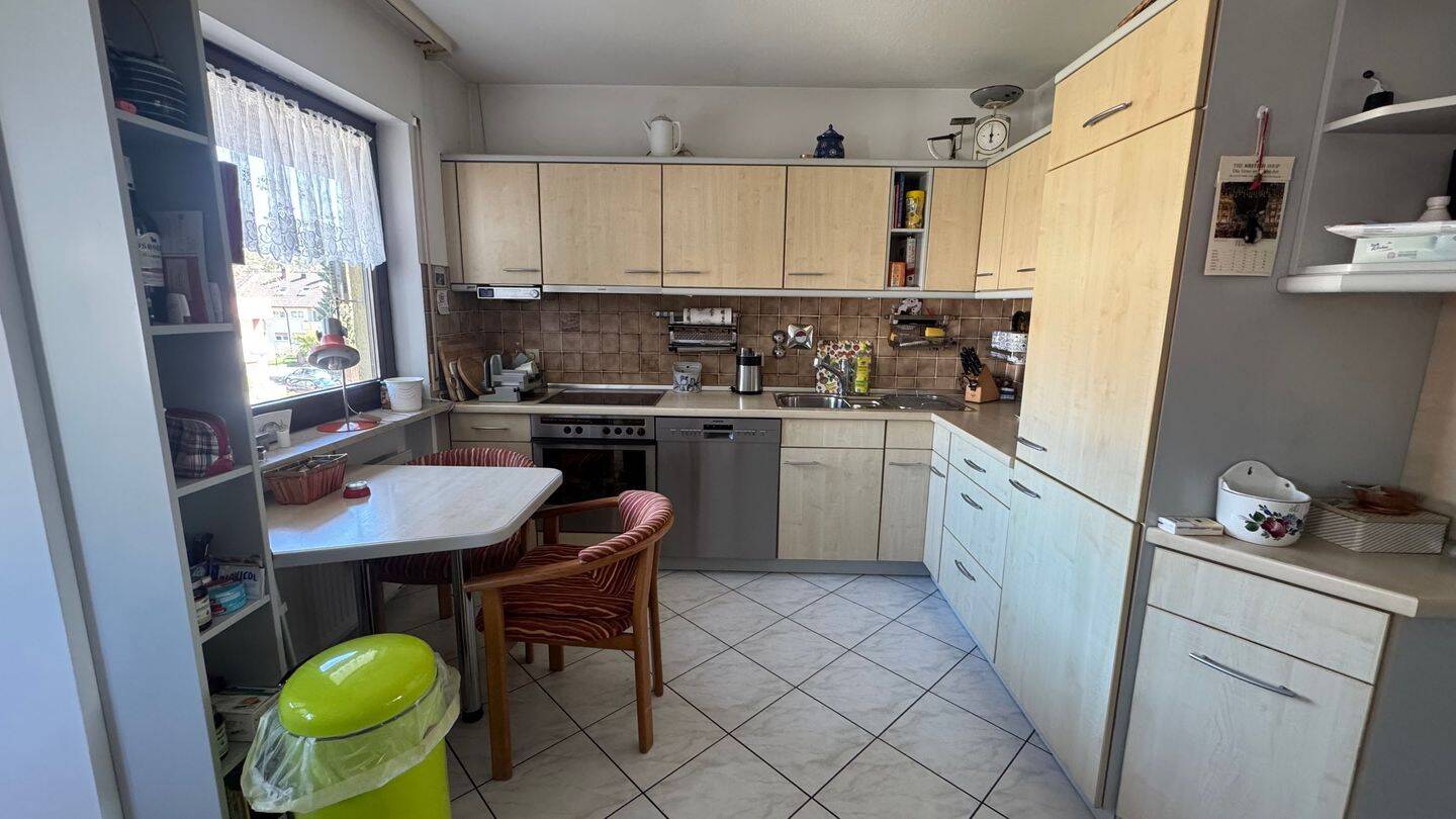 N-Katzwang ! Helle 3-ZW, 87 m², Balkon, Einbauküche, 2.OG mit Aufzug, TG-Stellplatz möglich – Nürnberg – Vorschaubild 6