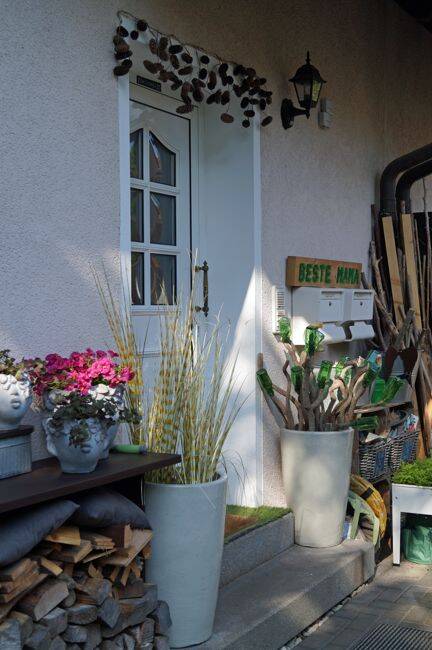 Schwabach-Rednitzhembach: Top 4,5 Zimmer Wohnung mit Balkon und zwei Stellplätzen zu vermieten.