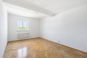 AIGNER - Bezugsfreie 2,5-Zimmer-Wohnung in denkmalgeschütztem Altbau im Herzen der Maxvorstadt – 80333 München – Vorschaubild 3