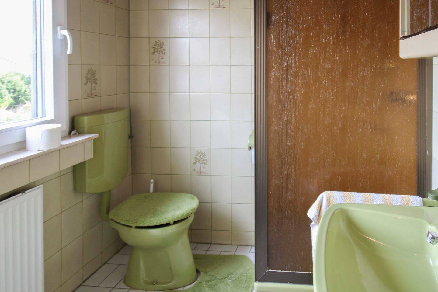Charmantes Einfamilienhaus mit großem Garten, Teich, Kamin und Garage in Marl – Marl – Vorschaubild 9