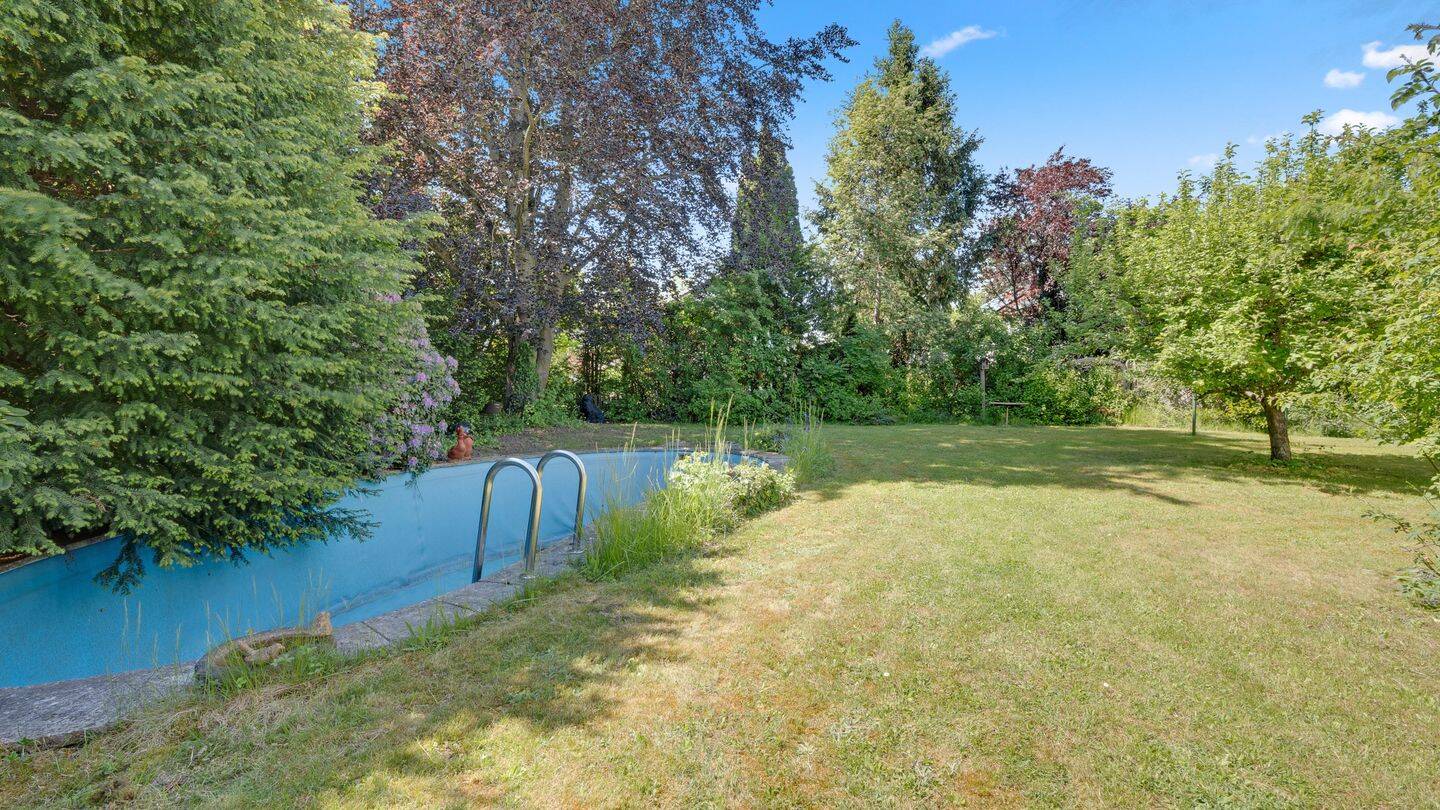 Traumgrundstück in der Birken! Großzügiges Einfamilienhaus mit Pool und absoluter Privatsphäre – Bayreuth – Vorschaubild 5