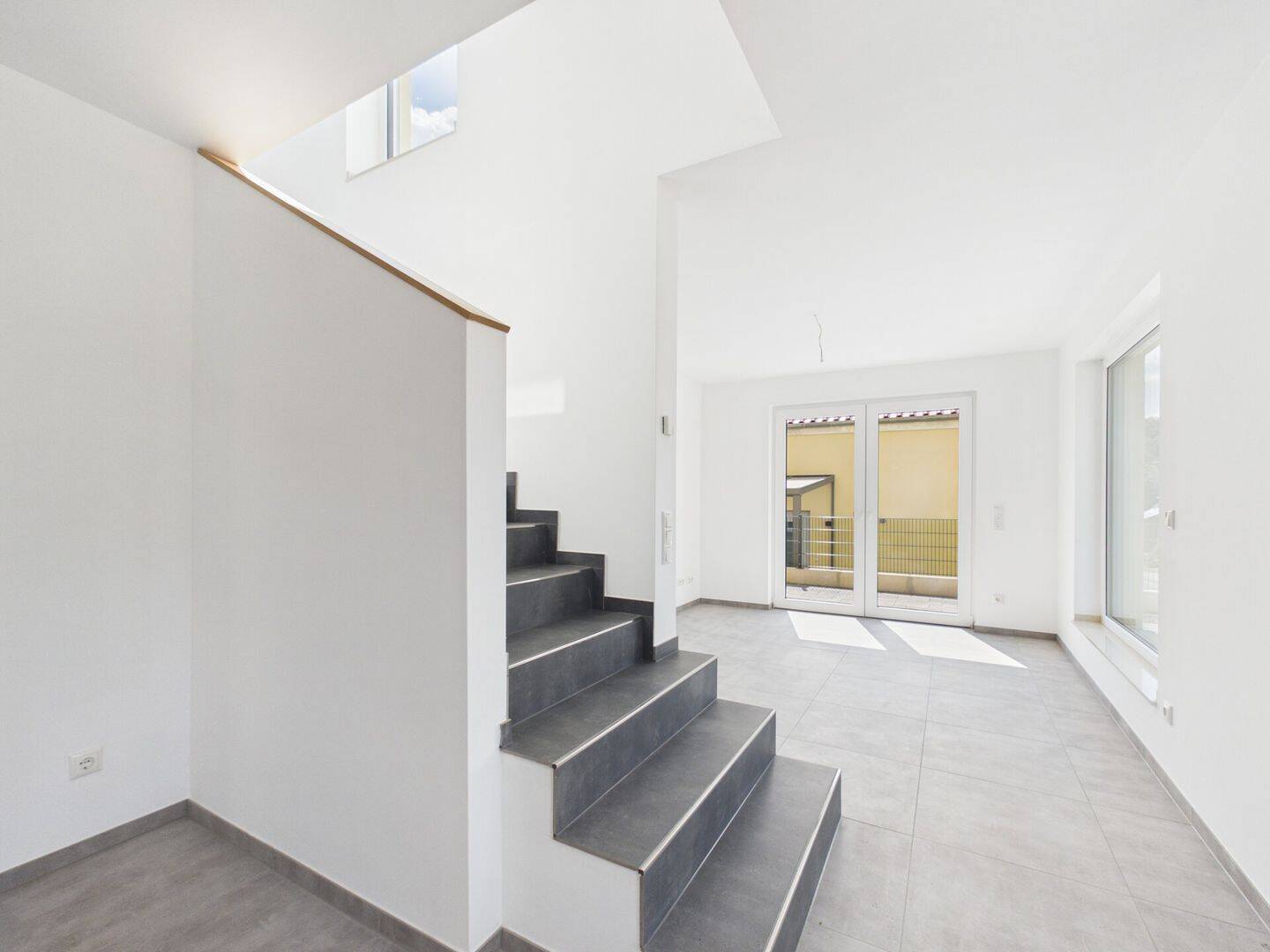 Modernes und energieeffizientes Einfamilienhaus im Erstbezug mit Dachterrasse in Gangelt! – Gangelt – Vorschaubild 8