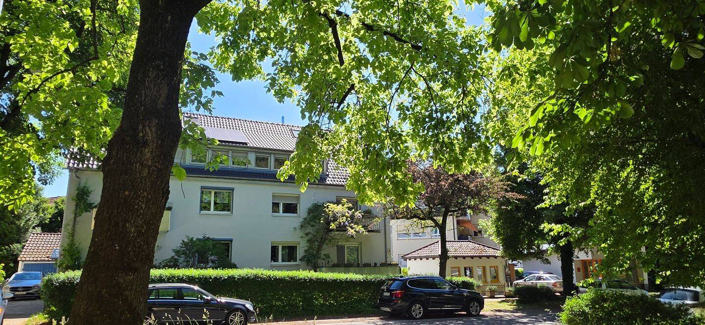 gut geschnittene 3-Zi.- DG- Wohnung in begehrter Wohnlage – Stuttgart – Vorschaubild 4