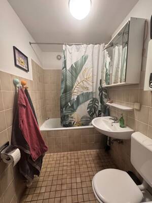 Gut aufgeteilte 2,5 Raum Wohnung mit Balkon in Neudorf – 47057 Duisburg – Vorschaubild 6
